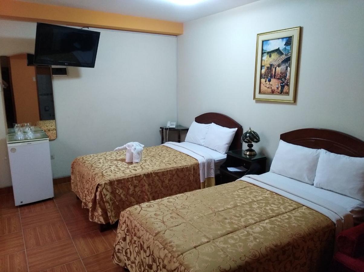 Hotel Suite Plaza Trujillo Exterior foto
